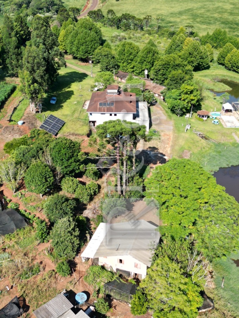 LOTE 001 FRAÇÃO DE TERRAS DE CULTURA, com a área de 47.555,72m², localizado em Carazinho - RS