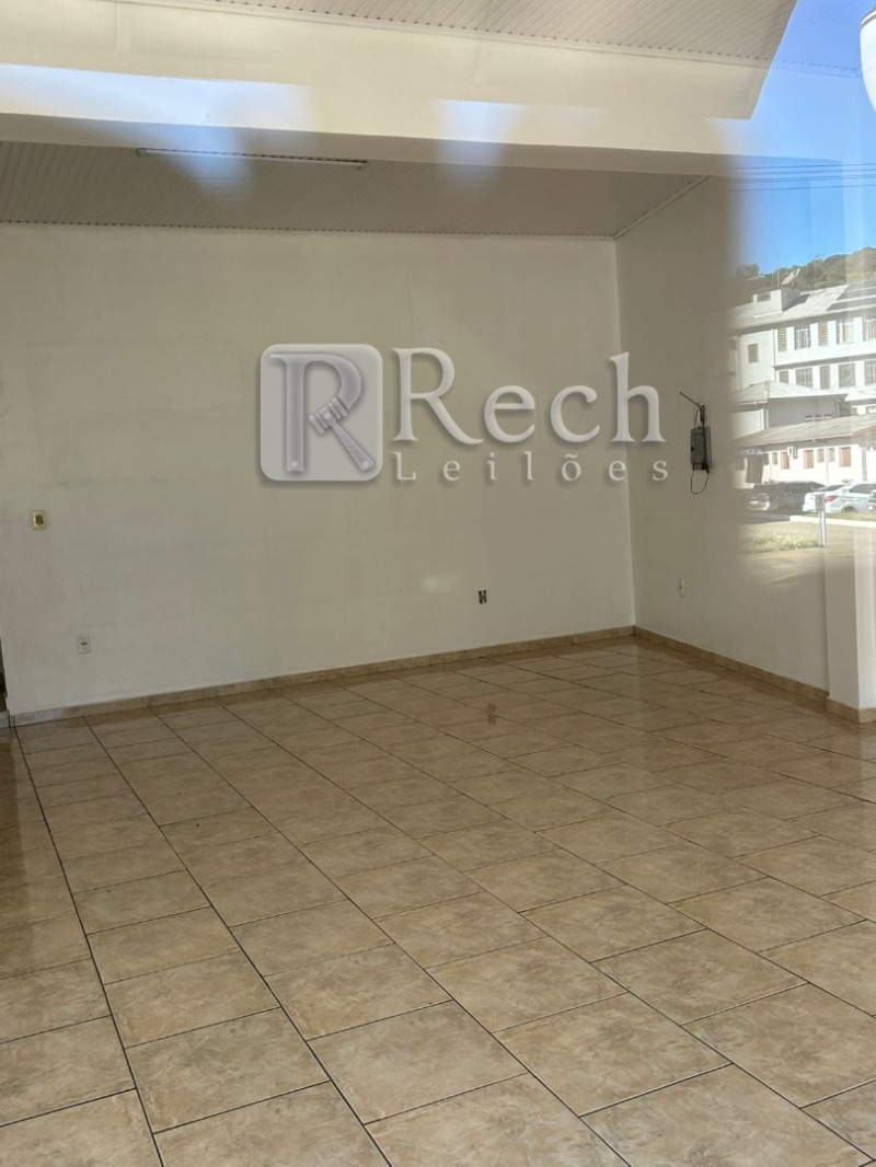 LOTE 001 SALA 02, do EDIFÍCIO COMERCIAL & RESIDENCIAL RR, localizado em Nova Bassano - RS