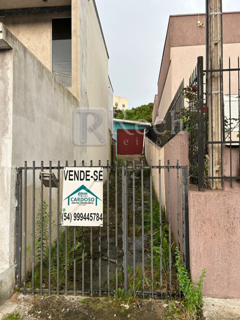 LOTE 001 VENDA DIRETA - PARTE DO LOTE DE TERRENO SOB N° 8 DA QUADRA 17, com área de superficial de 1, localizado em Passo Fundo - RS