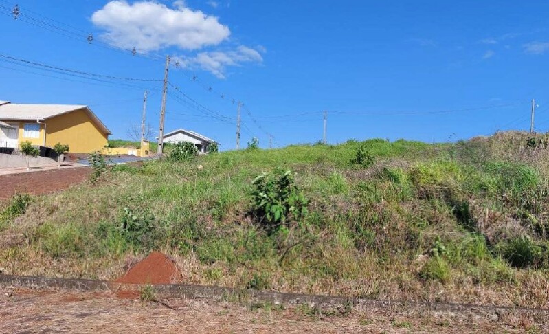 Imagem do imóvel LOTE 048 Lote urbano nº 62, da quadra nº 660, com a área de 310,26m², Loteamento Belvedere, Bairro P