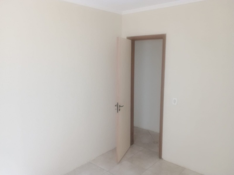 Apartamento com 2 quartos no Santos Dumont (foto 3 de 6)