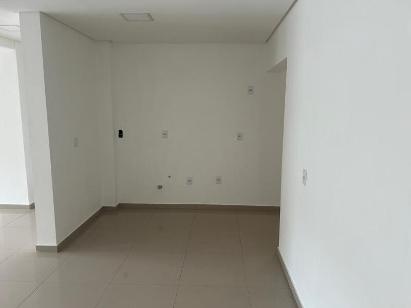 Apartamento com 3 quartos no Centro (foto 2 de 6)