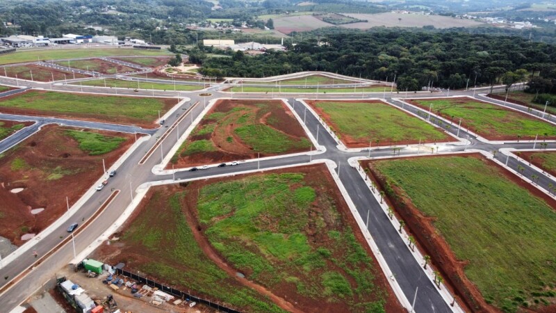 Terreno no Loteamento Gardens (foto 3 de 7)